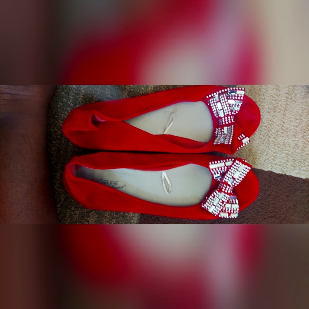 Madeline Stuart red flats